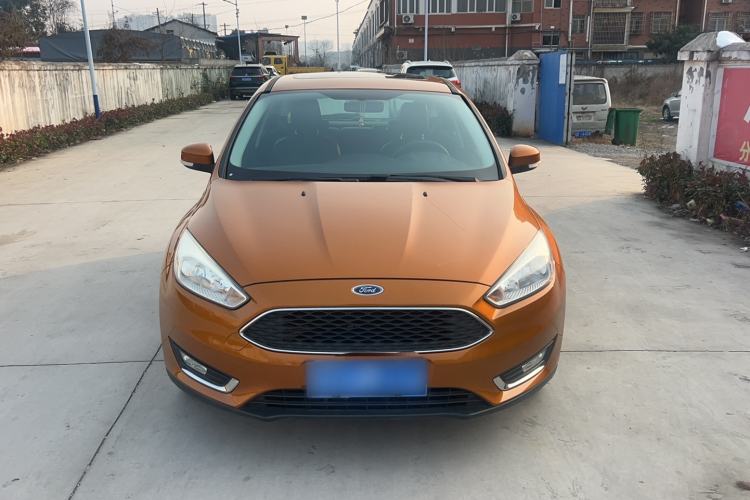 Used Ford Focus 2015 Hatchback 1.6L Automatic Fashion Edition

