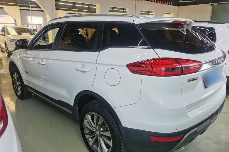 Used Geely Auto Emgrand X7 Sport 2016 1.8TD Automatic ZhiZun Version
