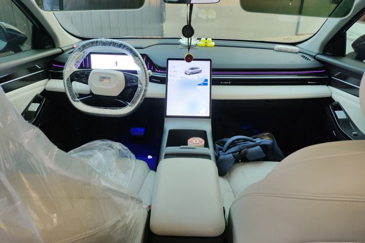 Used  L6 2023 125km Starship