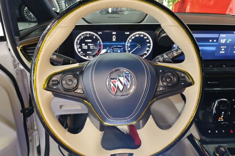 Used Buick GL8 2021 ES Landtrek 653T Comfort Edition