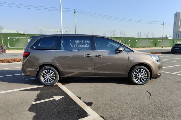 Used Buick GL8 2022 Land Cruiser Executive Class 652T Comfort Model