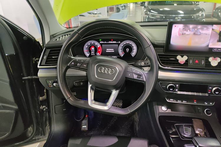 Used Audi Q5L 2021 40 TFSI Fashion Dynamic Model
