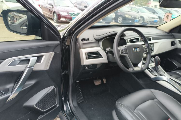 Used Geely Auto Emgrand X7 Sport 2018 1.8TD Automatic Two-Wheel Drive Smart Connect 4G Internet Edition
