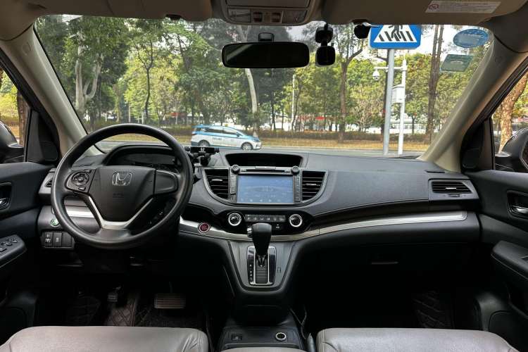 Used Honda CR-V 2015 2.0L two-wheel drive Fashion Edition
