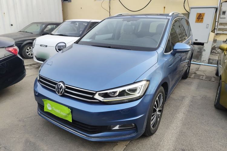 Used Volkswagen Touran 2016 Volkswagen Touran L 330TSI DSG Luxury Edition