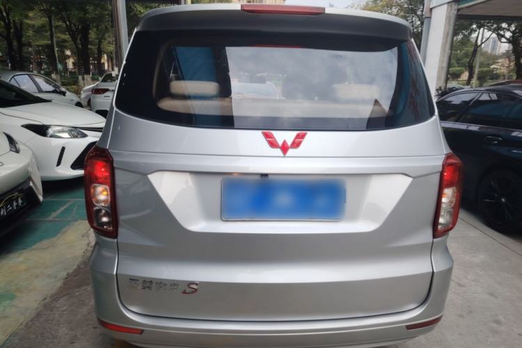 Used Wuling Hongguang 2018 1.5L S Standard Version L2B
