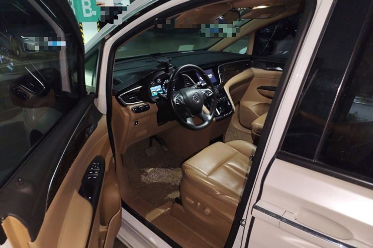 Used Buick GL8 2017 ES 28T Luxury Model China V Standard
