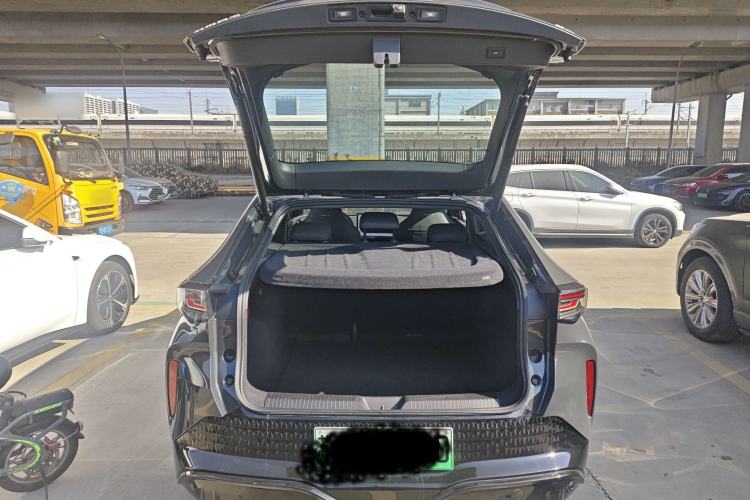 Used Volkswagen ID.UNYX 2024 Pro Long-Range Version