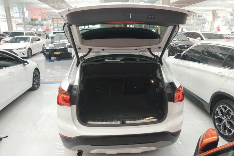 Used BMW X1 2018 sDrive18Li Luxury Model
