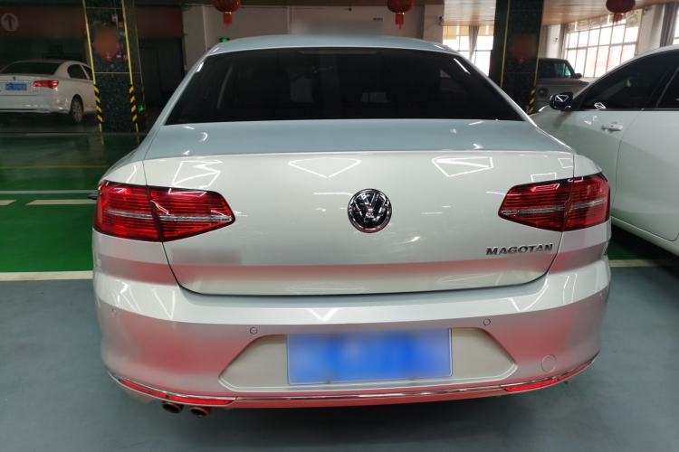 Used Volkswagen Magotan 2018 330TSI DSG Advanced Model
