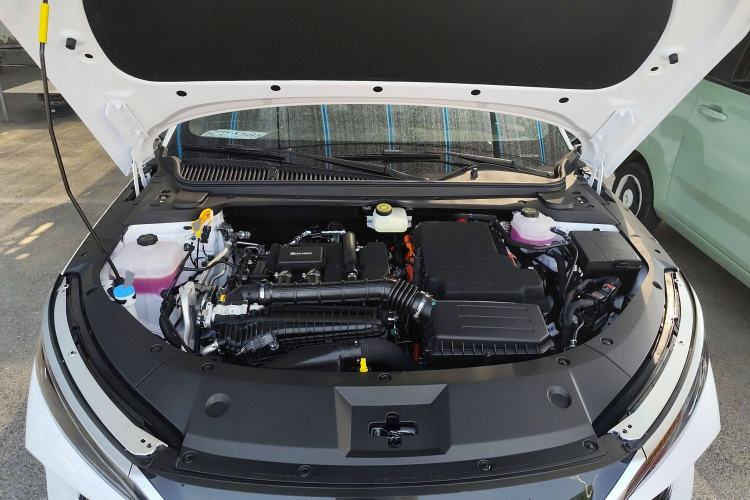 Used BYD Qin L 2025 DM-i Smart Drive 80KM Leading Model
