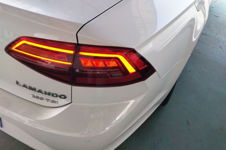 Used Volkswagen Lamando 2021 230TSI DSG Fashion Edition
