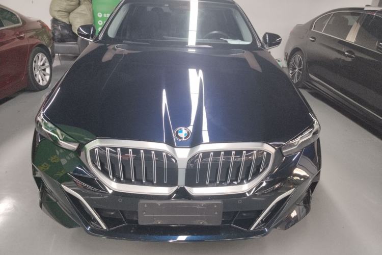 Used BMW 5 Series 2024 530Li Luxury Edition M Sport Package
