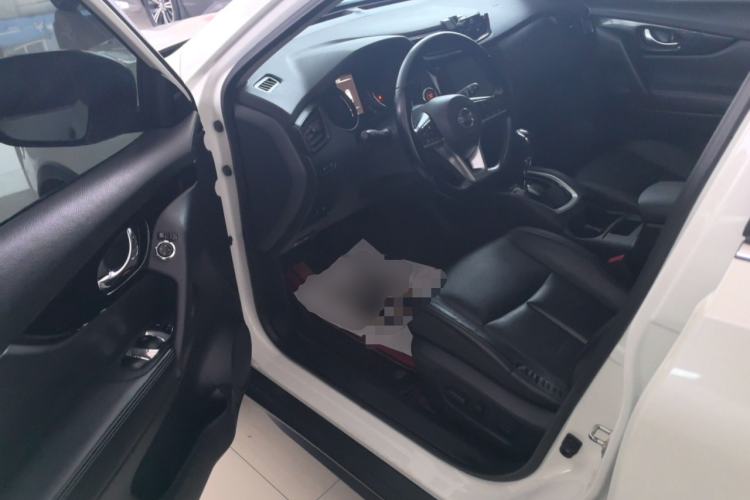 Used Nissan X-Trail 2019 2.0L CVT Smart Connect Comfort Edition 2WD
