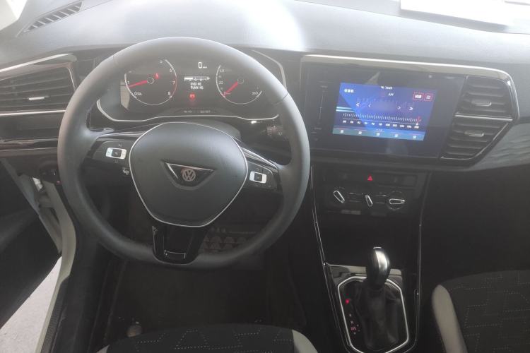 Used Jetta VS5 2022 280TSI Automatic Trendy Pro Version
