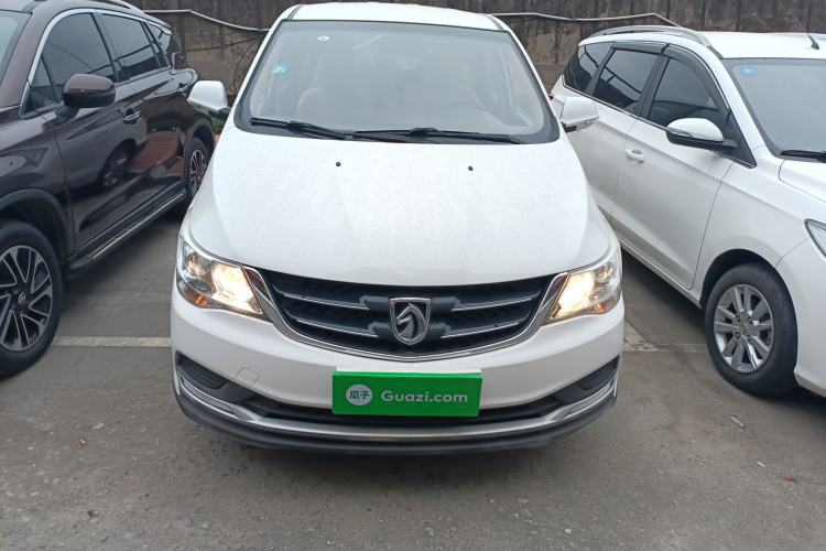 Used Baojun 730 2016 Revised 1.5L Manual Standard Version 7 Seats China V Emission Standard

