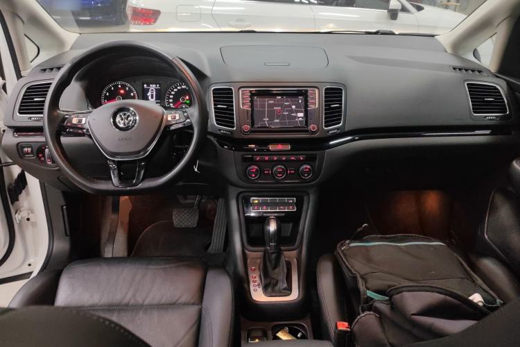 Used Volkswagen Sharan 2016 380TSI Luxury 7-Seater
