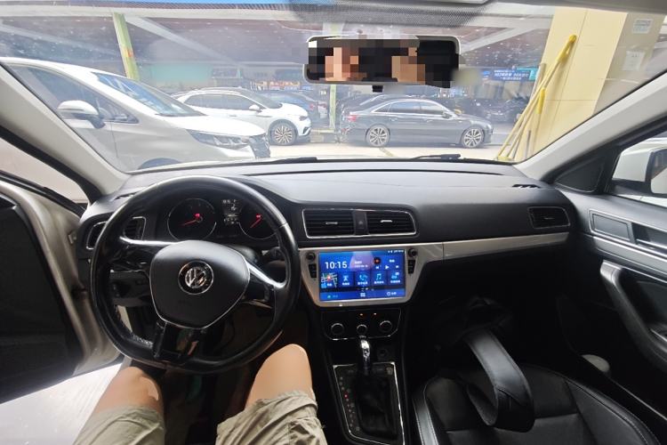 Used Volkswagen Gran Lavida 2015 230TSI DSG Comfort Edition
