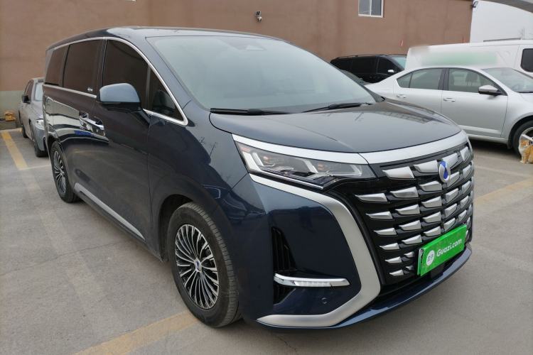 Used Denza D9 2024 DM-i 980 Four-Wheel Drive Prestige Model
