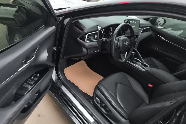 Used Toyota Camry 2021 2.0G Luxury Edition