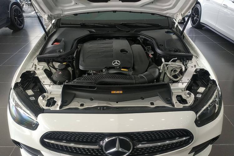 Used Mercedes-Benz E-Class 2023-Year Restyled E 260 Coupe