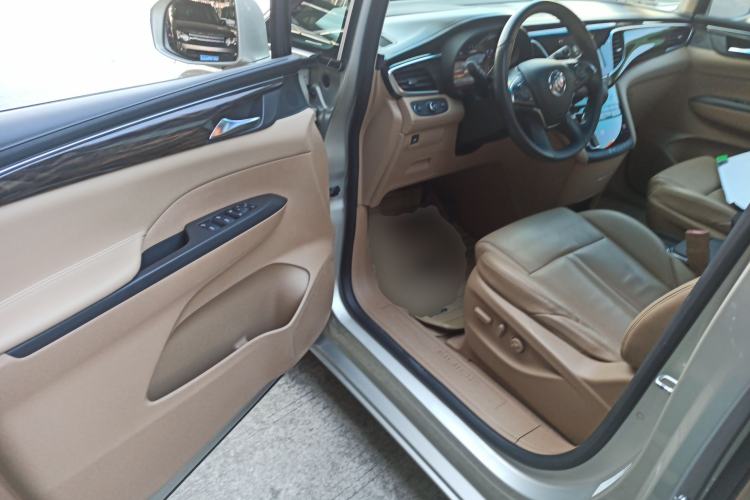 Used Buick GL8 2017 ES 28T Luxury Model China V Standard
