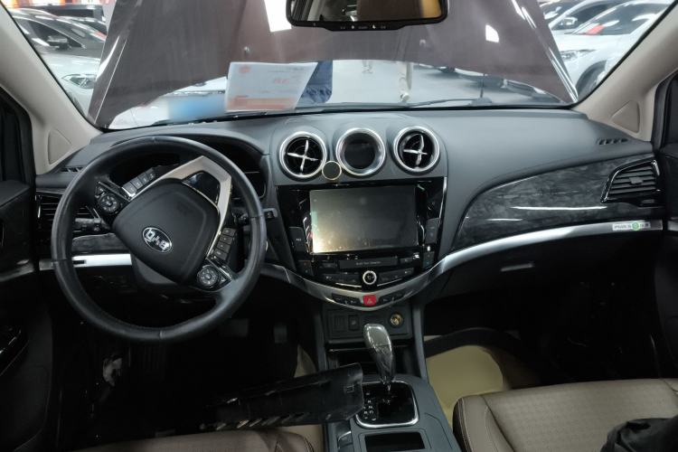 Used BYD S7 2016 2.0T Automatic Prestige Plus