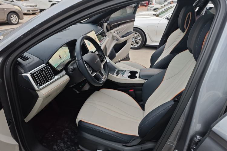 Used BYD Song PLUS New Energy 2023 Champion Edition DM-i 150KM Flagship PLUS
