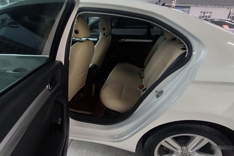 Used Volkswagen Lamando 2018 230TSI DSG Fashion Edition
