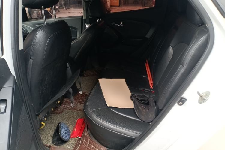 Used Hyundai ix35 2015 2.0L Automatic 2WD Smart Type China IV
