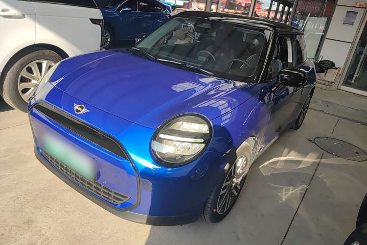 Used MINI Electric MINI COOPER 2024 456km COOPER E Classic Edition