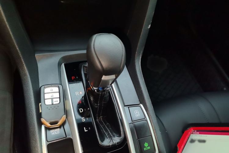 Used Honda Civic 2016 220TURBO CVT Luxury Edition
