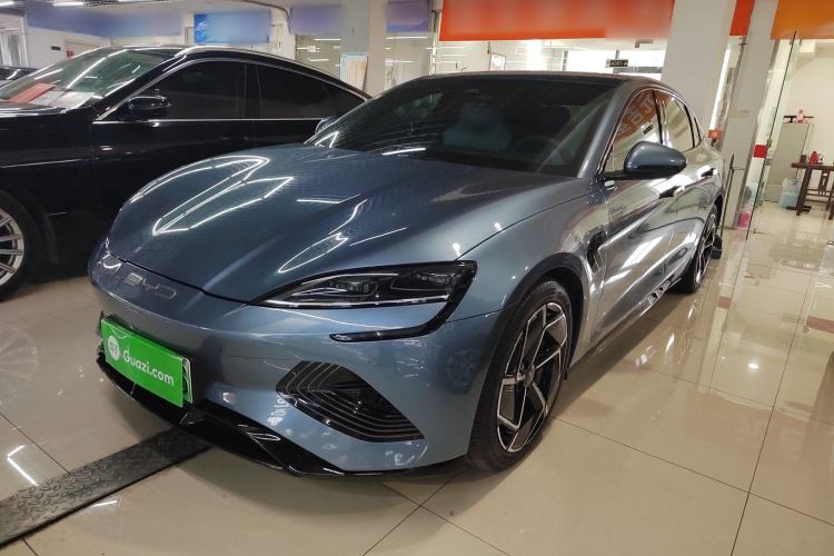 Used BYD Seal 2022 700 km Long-Range Rear-Wheel-Drive Version