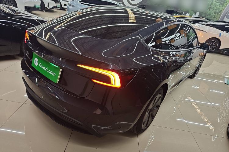 Used Tesla Model 3 2023 Rear-Wheel-Drive Version
