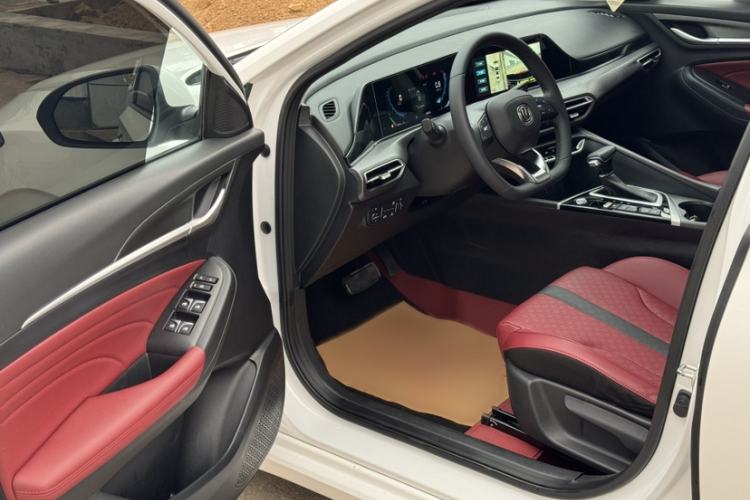 Used Changan Eado 2021 PLUS Blue Whale NE 1.4T GDI DCT Prestige Model