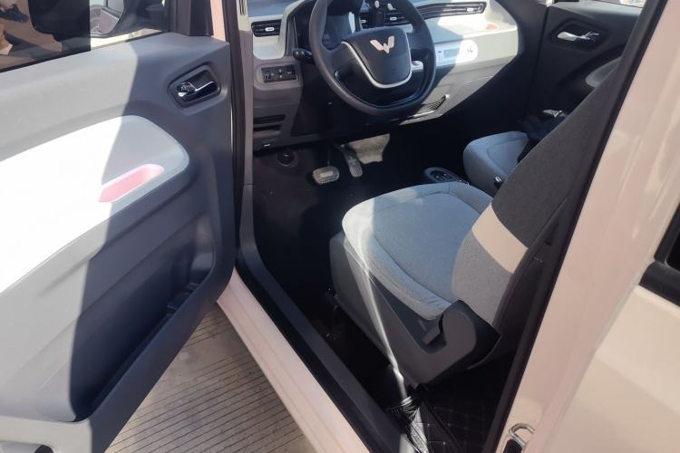 Used Wuling Hongguang MINIEV 2021 Macaron Premium Model – Lithium-NMC