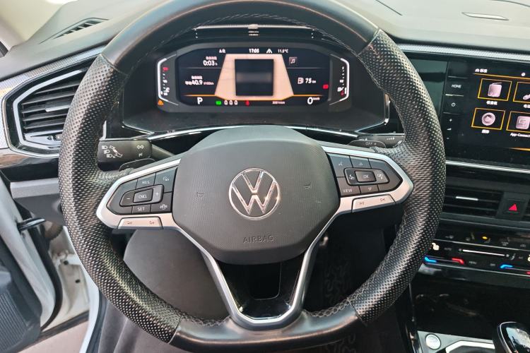 Used Volkswagen Tayron X 2020 330TSI Two-Wheel Drive Luxury Smart Connectivity Version