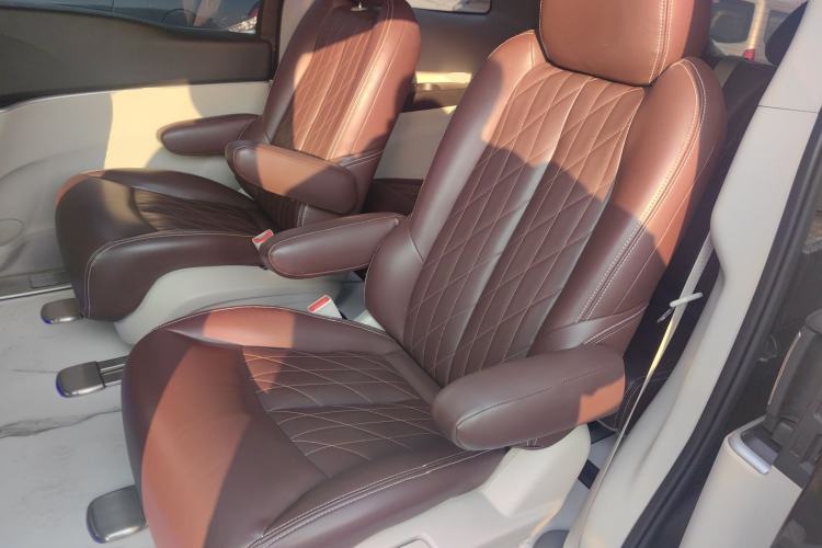 Used Buick GL8 2020 Land Cruiser Executive Class 652T Comfort Model