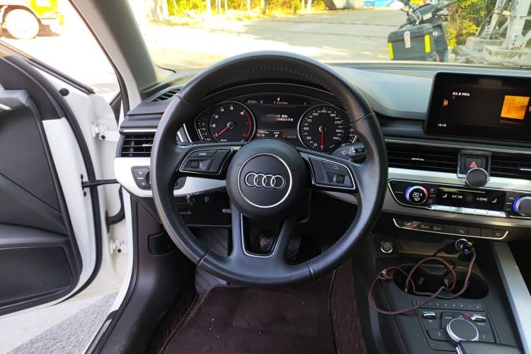 Used Audi A4L 2017 Plus 40 TFSI Fashion Model