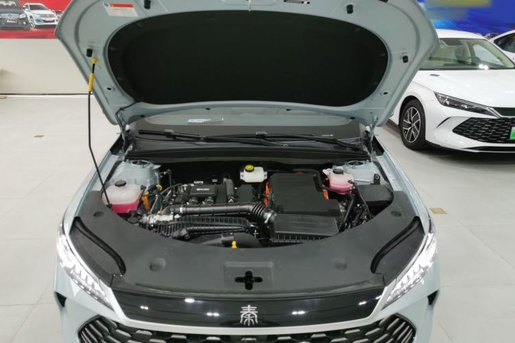 Used BYD Qin PLUS 2025 DM-i Smart Drive 55KM Leading Model
