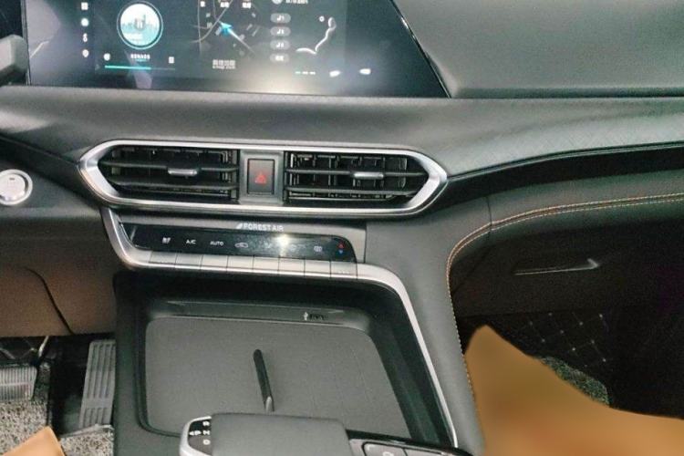 Used Changan UNI-T 2022 2.0T Prestige Version
