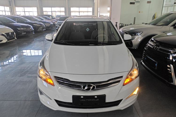 Used Hyundai Verna 2014 1.4L Automatic Leading-Edge GLX
