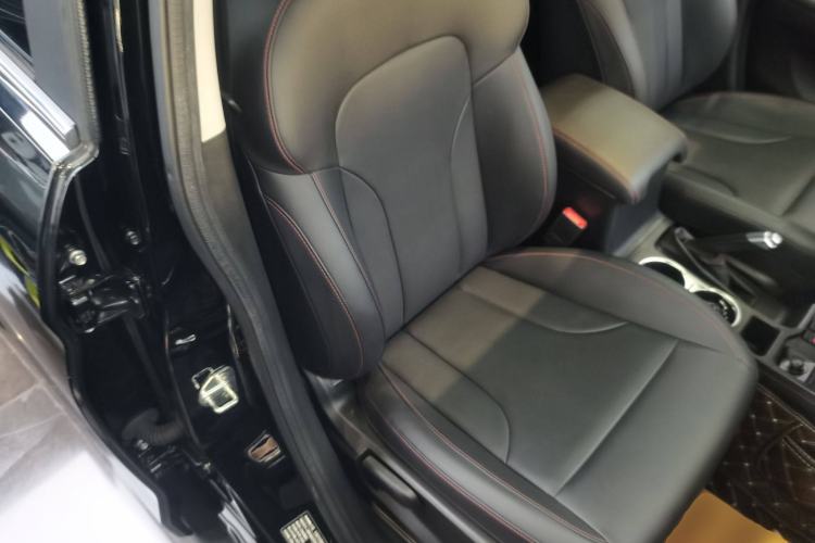 Used Haval M6 2019 1.5T DCT Two-Wheel Drive Value Edition China VI Standard
