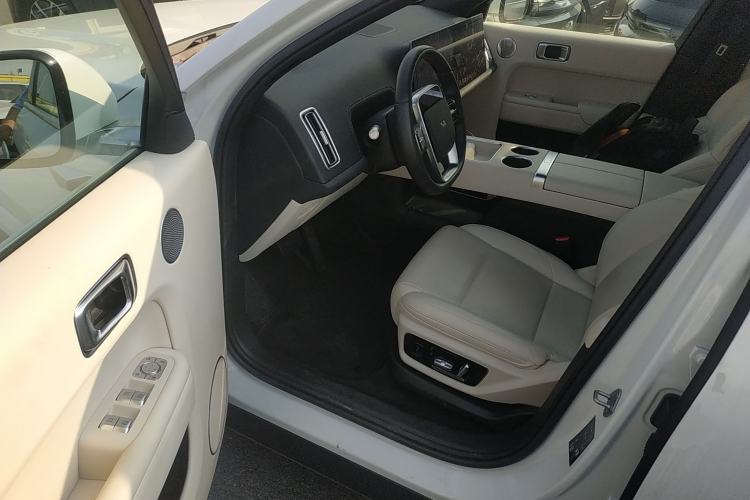 Used Li Auto L7 2024 Ultra Model
