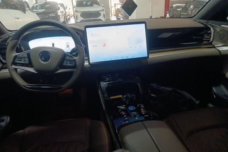 Used BYD Han 2023 DM-i Champion Edition 121KM Prestige Model
