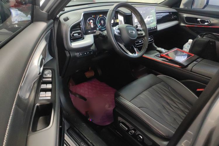 Used GAC Trumpchi GS8 2022 Linghang Series 2.0 TGDI Two-Wheel-Drive Luxury Smart Connectivity Version (7 Seats)
