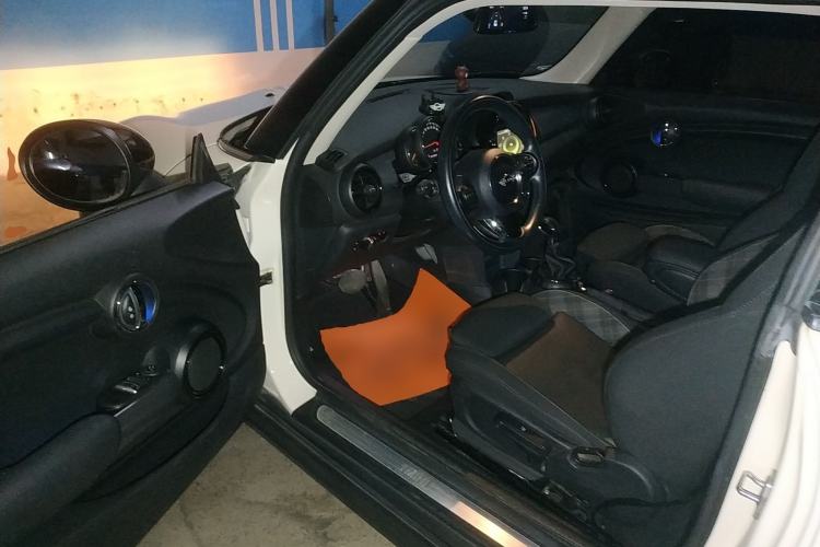 Used  MINI 2016 1.5T COOPER
