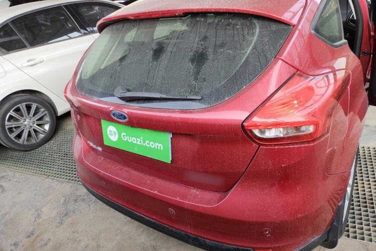 Used Ford Focus 2017 Hatchback 1.6L Automatic Fashion Edition Smart Drive Version
