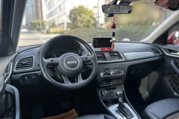 Used Audi Q3 2018 30th Anniversary Edition 35 TFSI Fashion Model