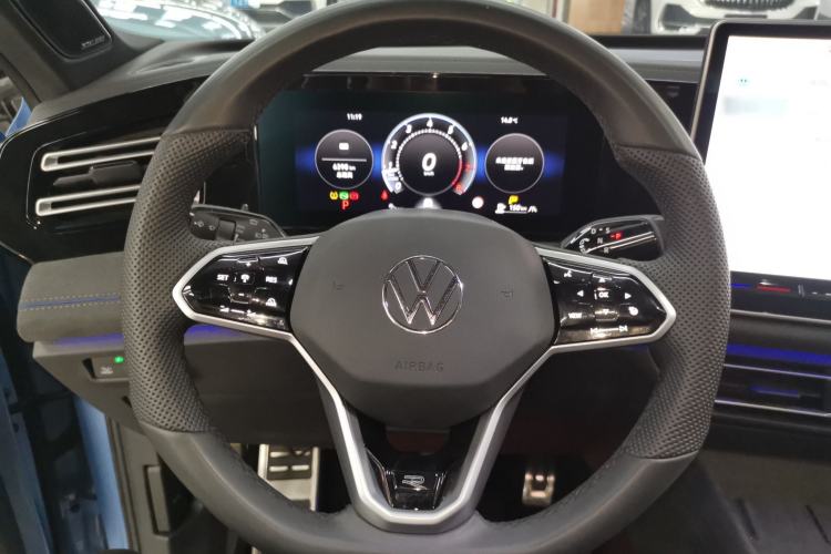 Used Volkswagen Tiguan L 2024 PRO 380TSI Four-Wheel Drive R-Line Prestige Edition
